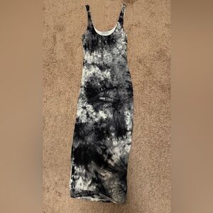 Fashion Nova Black and Gray Tie-Dye Midi Dress